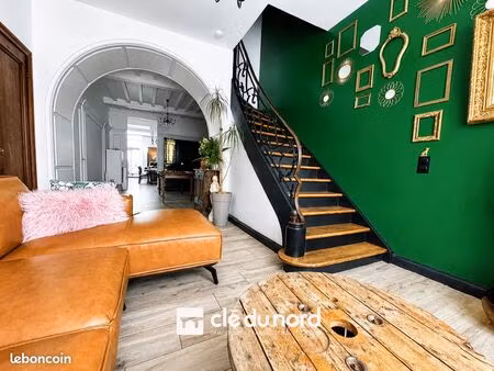 maison 5 pièces 186 m²