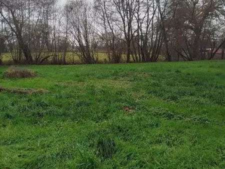 terrain 1 280 m² brion