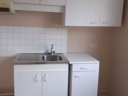 studio de 30 m 2 a louer