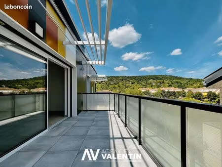 appartement 3 pièces 73 m²