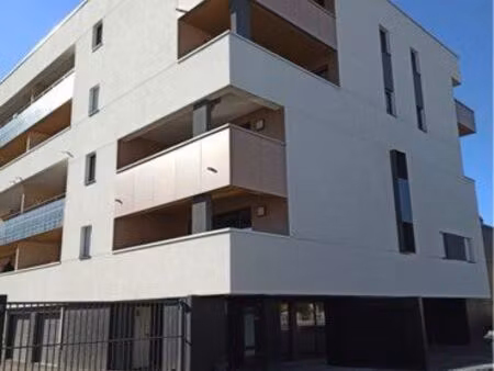 t2 meublé 51m² + balcon + parking inclus – proche luxembourg/metz