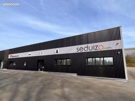 bureaux 590 m²