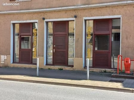 local commercial 100 m²
