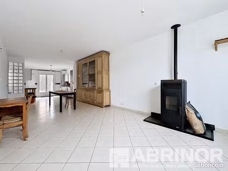 maison 5 pièces 109 m²