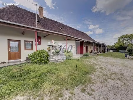 maison 3 pièces 104 m²