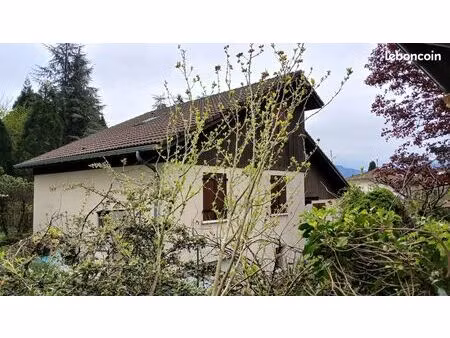 maison familiale 7 pièces avec jardin arboré et grand garage