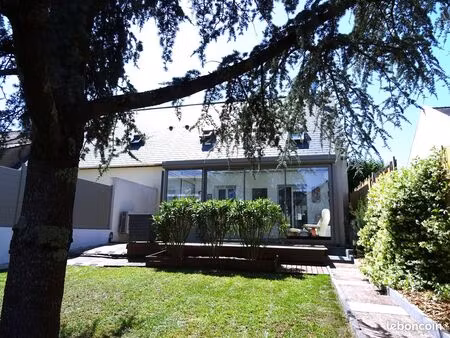 maison en parfait état  très proche mer et centre bourg