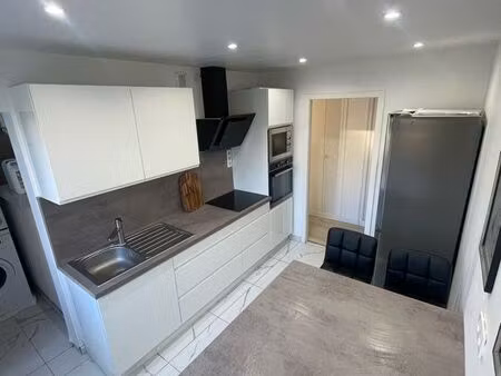 appartement 4 pièces 81 m² – lumineux avec balcon