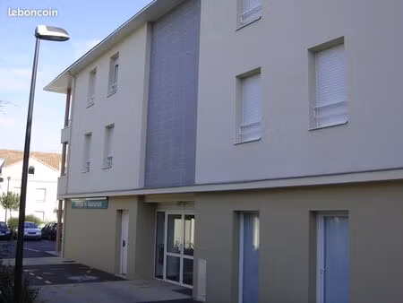 a louer appartement 2 pièces - centre de la haye fouassière