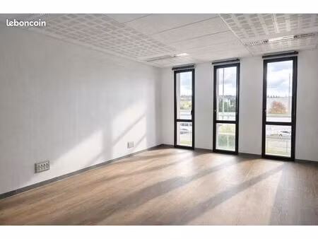 local bureaux 354 m²