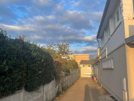à louer – dépôt / entrepôt 250 m² – chambres froides + bureau