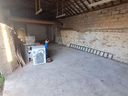 location box / garage / local artisan