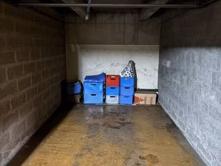 garage/box 12 m² lyon