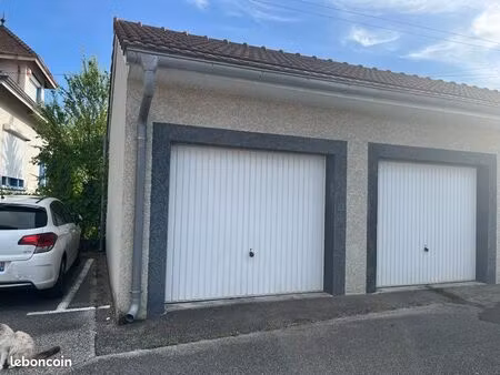 garage 16 m2 vezeronce limite morestel