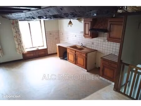 local commercial 220 m² saint-pierre-des-nids
