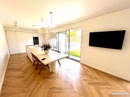 capinghem – plain-pied entièrement rénové – jardin sans vis-à-vis
