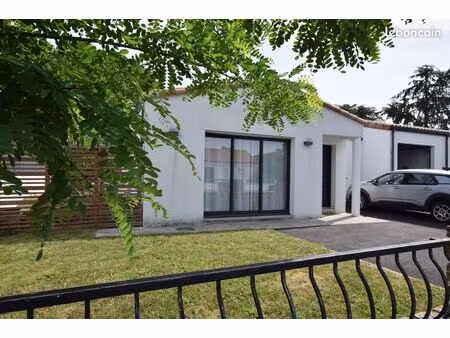 gorges plain-pied  3 ch  garage et jardin