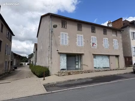 maison 8 pièces 265 m²