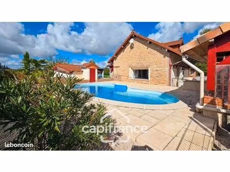 maison 10 pièces 185 m²