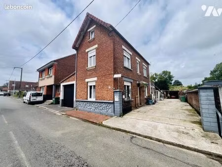 maison 5 pièces 105 m²