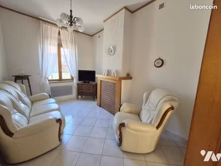 maison 4 pièces 70 m²