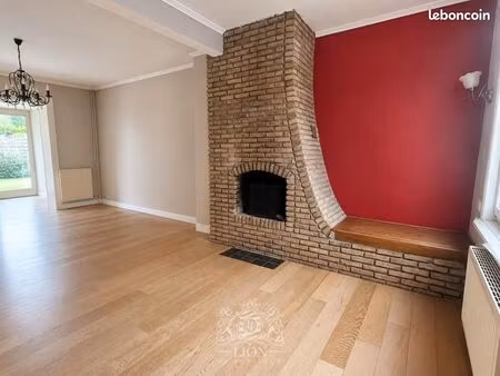 maison 4 pièces 93 m²