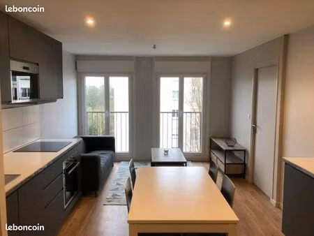 t4 meublé rénové – 75 m² – 4 chambres – parking + ascenseur