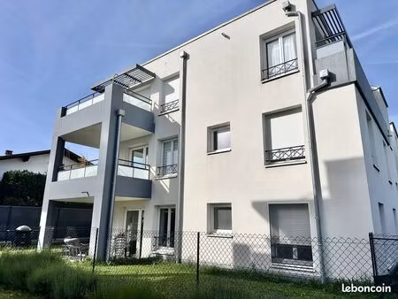 appartement 3 pièces 64 m²