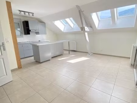 appartement 3 pièces 61 m²