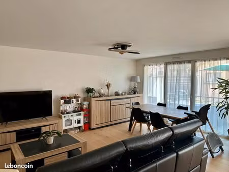 à vendre – bel appartement 4 pièces lumineux avec balcon  garage  cave et parking