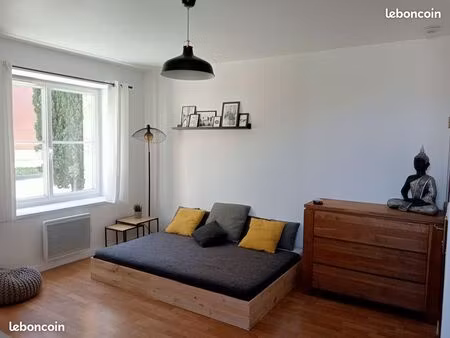 studio meublé