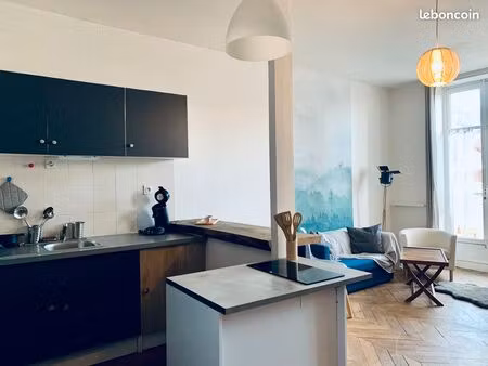 studio meublé