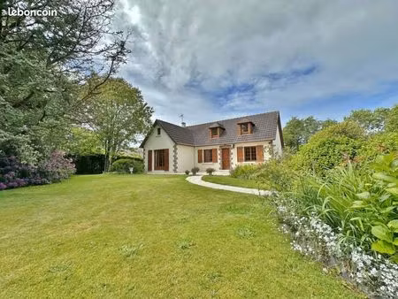 pavillon 6 pièces 138 m²