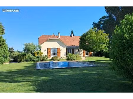 av maison individuelle