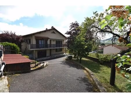 maison 7 pièces 143 m²