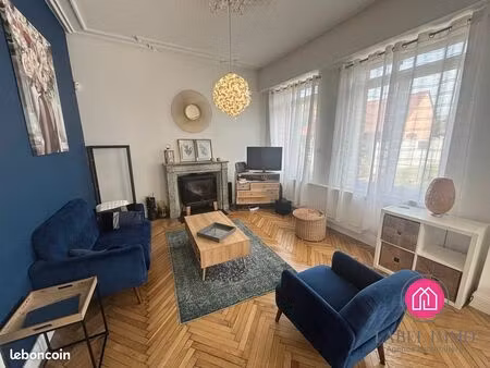 maison 8 pièces 180 m²