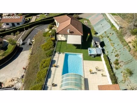 maison 120m2 piscine spa