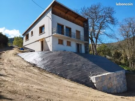 ensemble immobilier situé à boissejour
