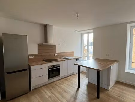 t3 refait à neuf plein centre ville 68m2
