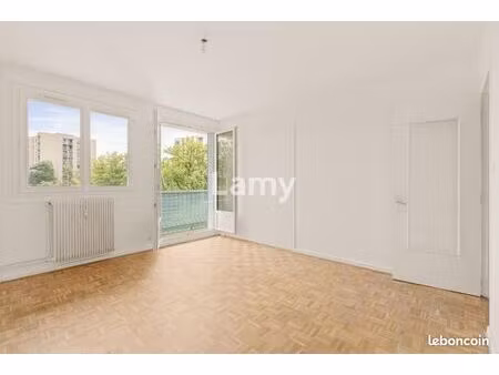 appartement 3 pièces 54 m²