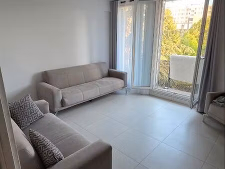 appartement t3 rénové de 60 m² au centre de saint-priest – vendu loué