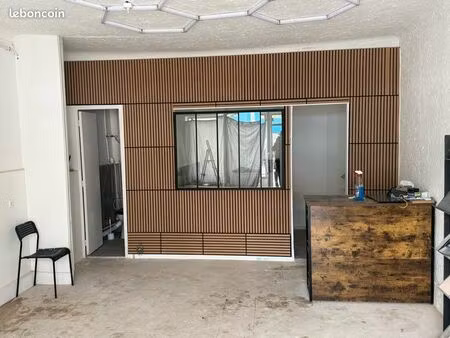 local commercial de 32 m²  idéalement situé en centre-ville d’imphy  avec vitrine sur rue
