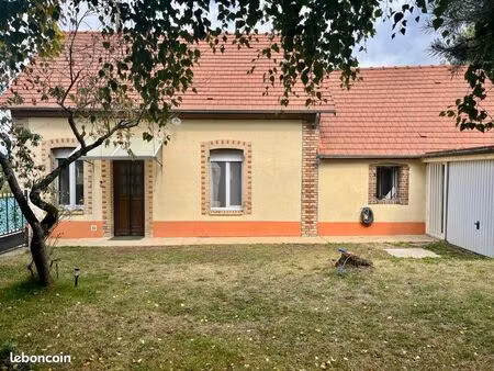 maison à la campagne