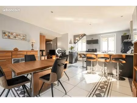maison 6 pièces 178 m²