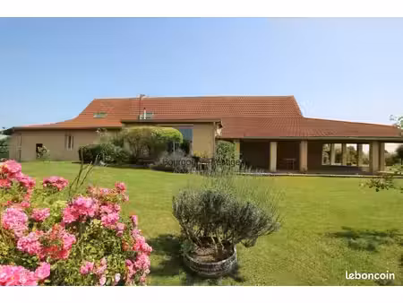 ferme 9 pièces 248 m²
