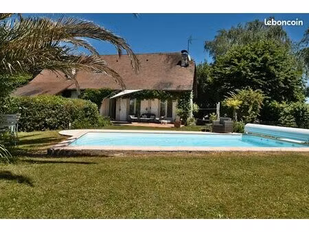 maison 9 pièces 160 m²