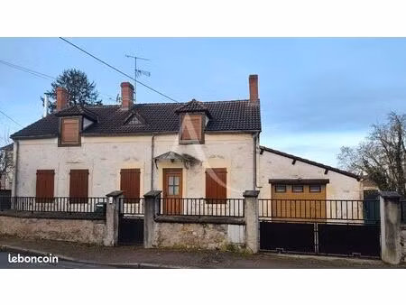 longère 8 pièces 145 m²