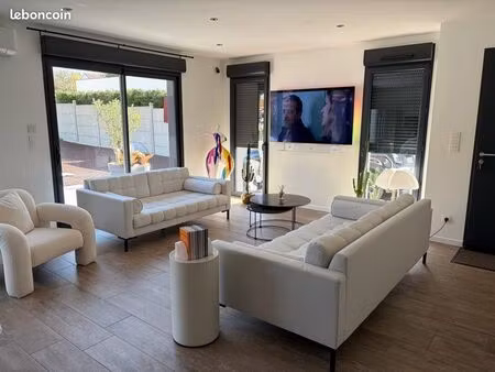 maison récente 93m2 avec piscine