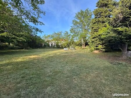 terrain manissieux plat non viabilisé 450m2