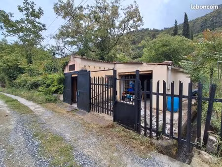 terrain de loisir - garage - hangar
